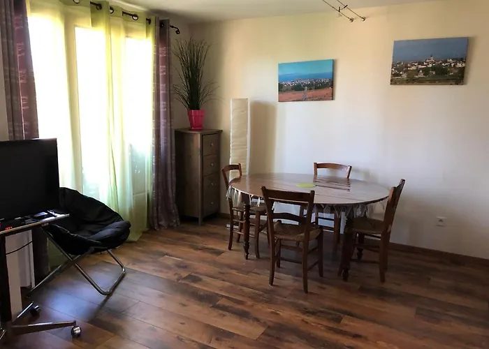 T3 Chez Monique 2 Nuits Minimum Lägenhet