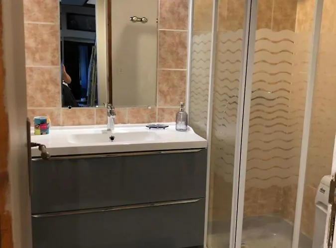 T3 Chez Monique 2 Nuits Minimum Lägenhet *